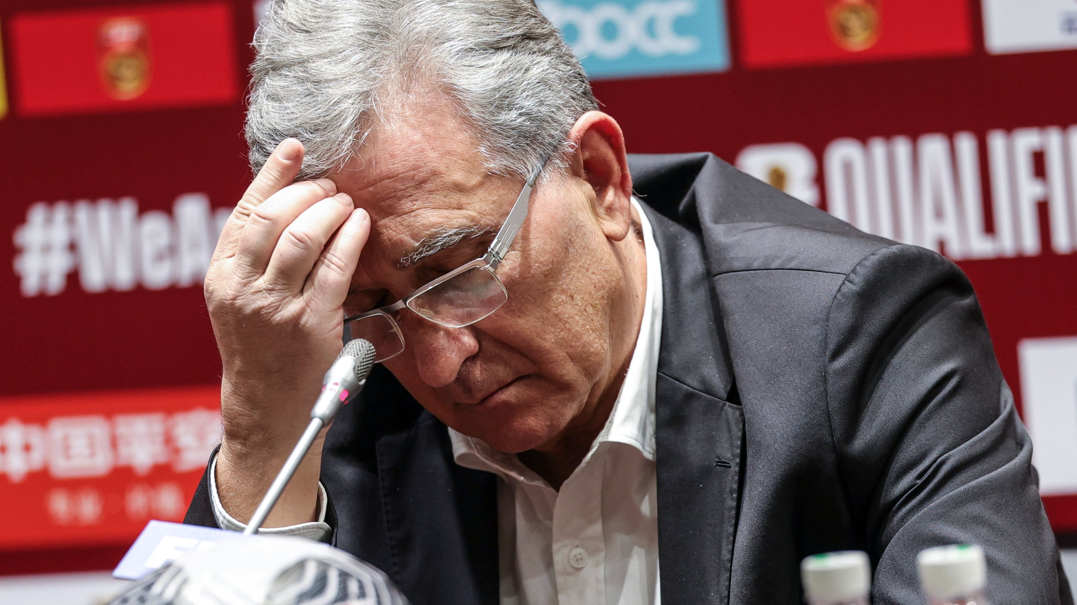 包含冲刺阶段体能课后，洛杉矶快船绝杀压哨备战意甲，压力陡增，资深球员宣示担当的词条