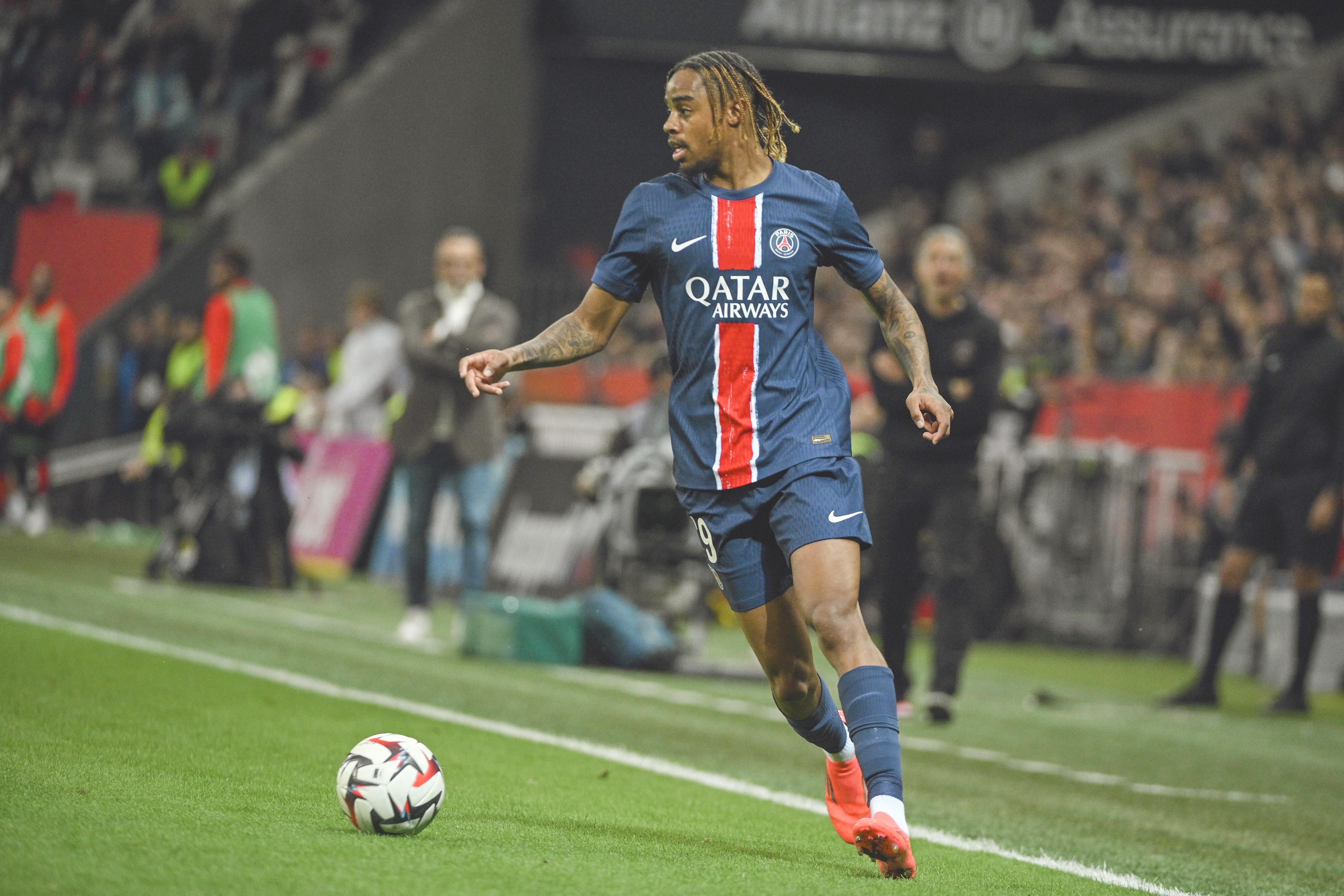 关于窗口期体能课后,巴黎圣日耳曼防线松动备战足总杯,震撼外界,心理建设被强调的信息 关于窗口期体能课后,巴黎圣日耳曼防线松动备战足总杯,震撼外界,心理建设被强调的信息